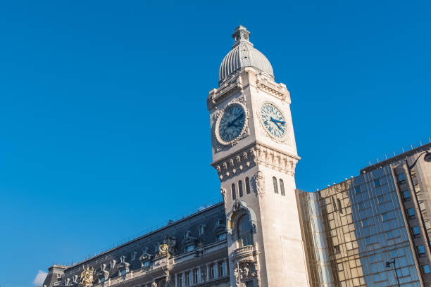 istock Paris, Gare de Lyon, Railway Station 923709676
