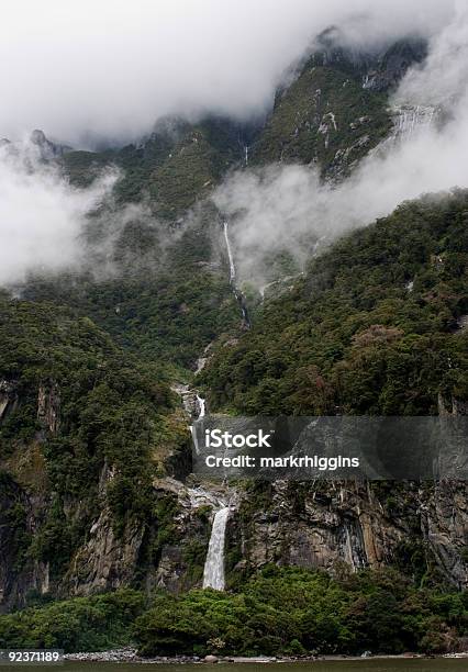 Milford Sound Stockfoto und mehr Bilder von Berg - Berg, Farbbild, Fjord