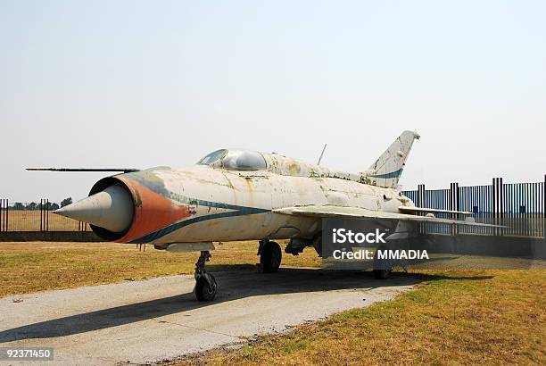 Klasyczne Mig 21 Jetfighter - zdjęcia stockowe i więcej obrazów Broń - Broń, Brudny, Bułgaria