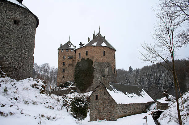 Castle in the winter  ardennes department france stock pictures, royalty-free photos & images