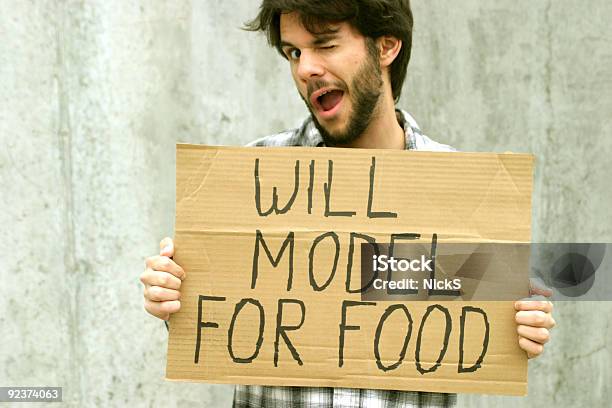 Будет Модель Для Пищи — стоковые фотографии и другие картинки Бедность - Бедность, Юмор, Work For Food - английское словосочетание