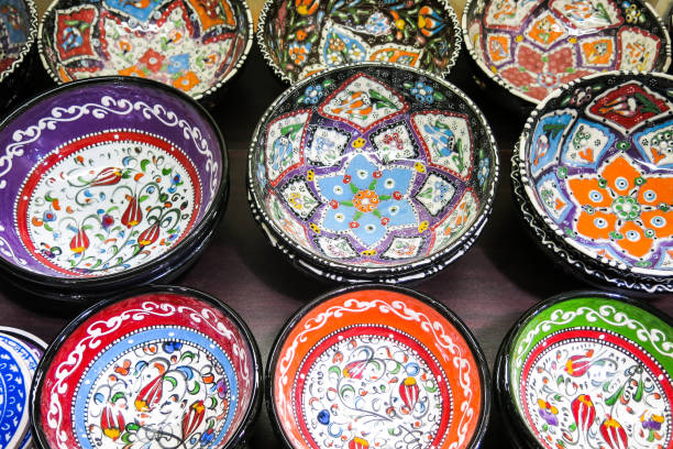 istock Classical Turkish ceramics on the Istanbul Grand Bazaar. 923753374