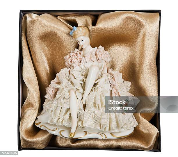 Elegante Bambola Di Porcellana - Fotografie stock e altre immagini di Bambola - Giocattolo - Bambola - Giocattolo, Porcellana, Antico - Vecchio stile