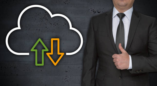 istock Data cloud concept and businessman with thumbs up 923803434