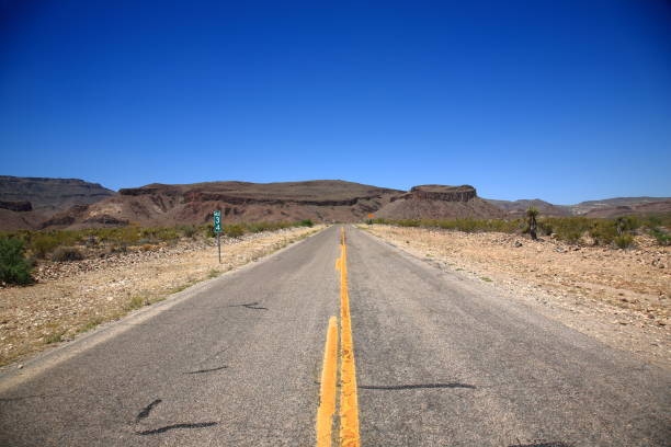 istock Arizona Mountain Road 923961926