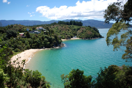 Kaiteriteri, one of the best beaches in the South Island, is a beautiful seaside resort town in the Nelson Region. It is also the gateway to the Abel Tasman National Park. With its perfect sunshine, clear blue-green waters and golden sand, Kaiteriteri is a popular destination.
