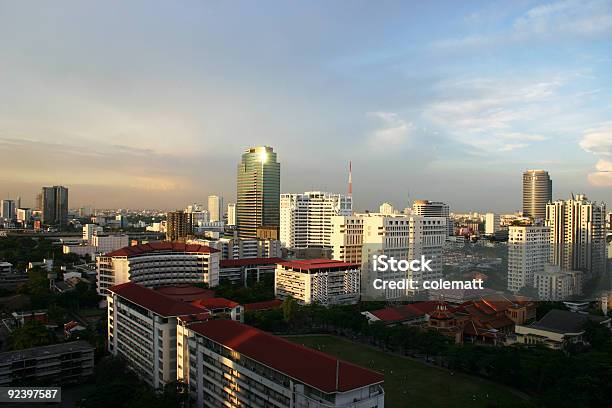 Бангкок Город На Закате — стоковые фотографии и другие картинки Азия - Азия, Бангкок, Башня