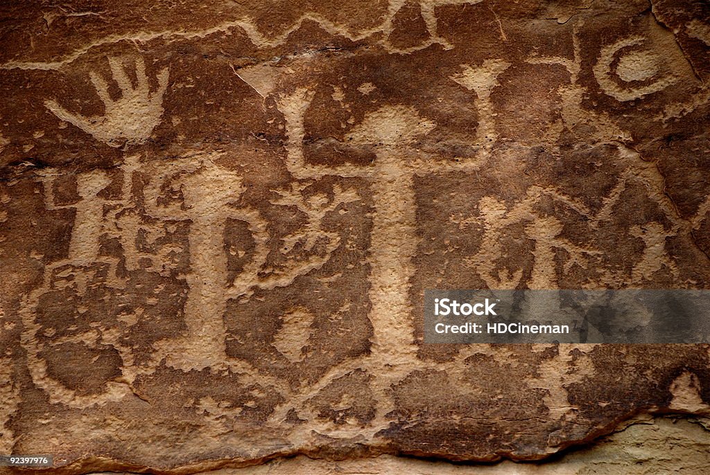 Ancestrais Puebloans (Anasazi) Petroglyphs-caverna pinturas - Royalty-free Homem das Cavernas Foto de stock
