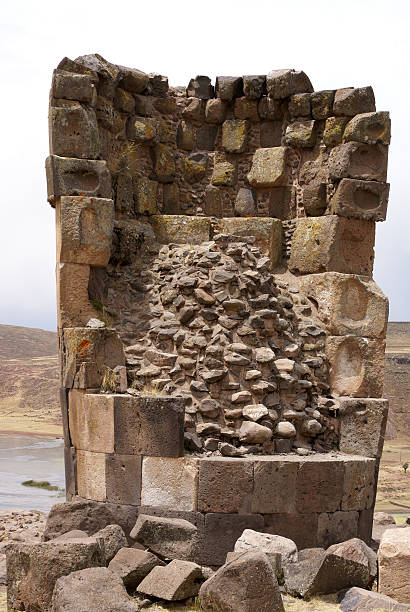 Other side of a Sillustani Funery Tower  funery stock pictures, royalty-free photos & images