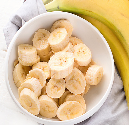 Fresh Bananas Stock Photo - Download Image Now - Banana, Bunch, Food ...