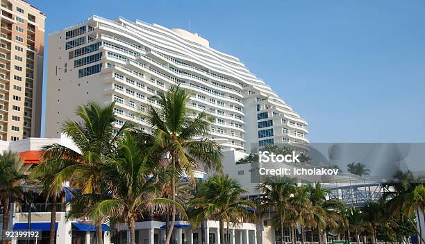 Beach Scenery From Ft Lauderdale Stock Photo - Download Image Now - Adulation, Architecture, Balcony