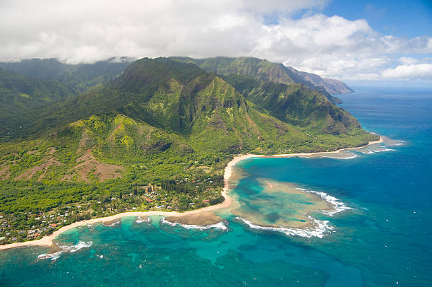 istock Kauai aerial view 92399517