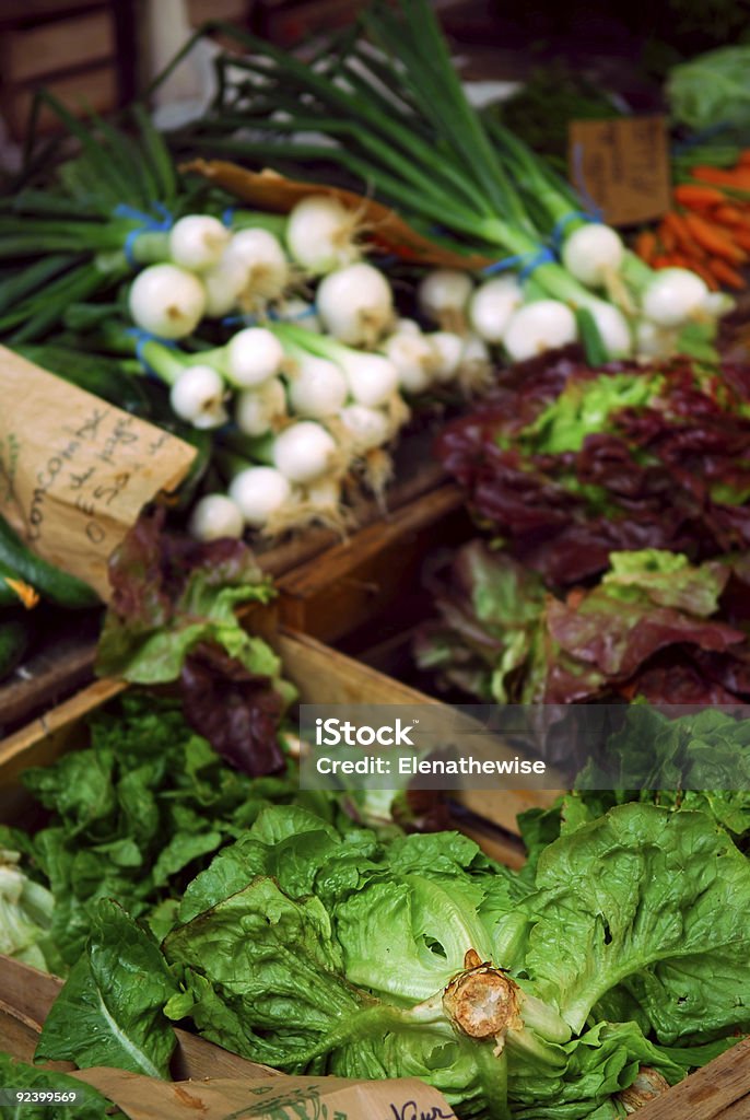 野菜を販売する - オーガニックのロイヤリティフリーストックフォト