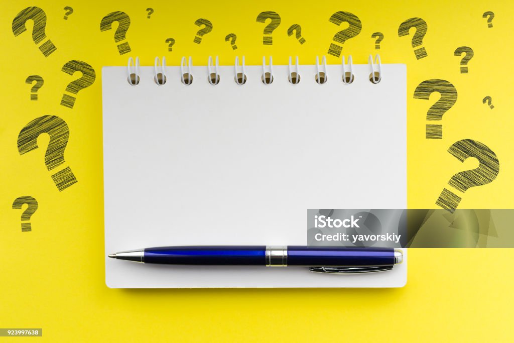 Question Mark On Note Page Stock Photo - Download Image Now - Analyzing ...