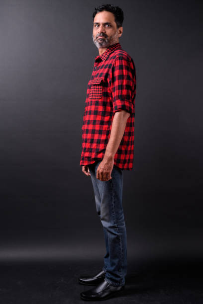 istock Portrait Of Indian Man 924008618