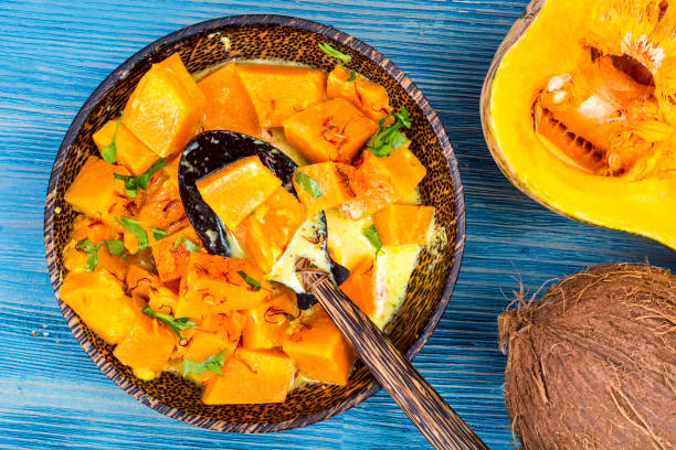 istock Spicy curry pumpkin with saffron in coconut milk 924019530