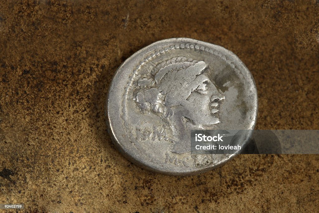 Римская серебряный Denarius Мон�ета 89 н.э. - Стоковые фото Монета роялти-фри
