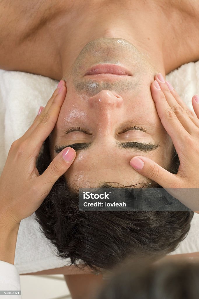 Massagem Facial - Foto de stock de Homens royalty-free