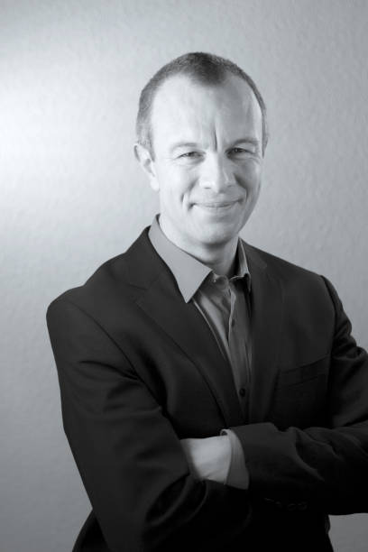 istock Businessman in suit and tie 924035106