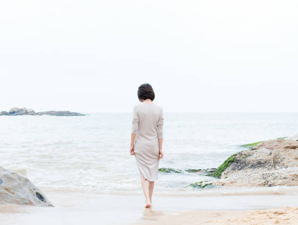 istock girl on the Beach 924062644