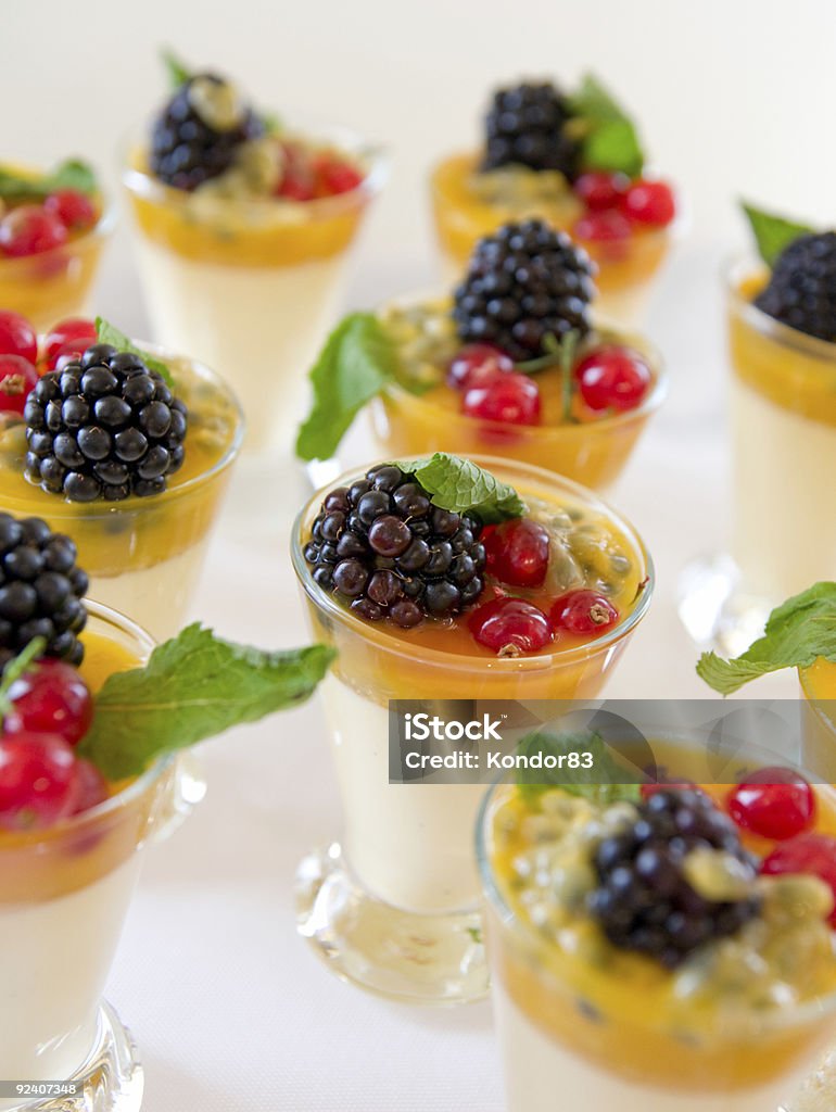 Süße Beeren desserts - Lizenzfrei Arrangieren Stock-Foto