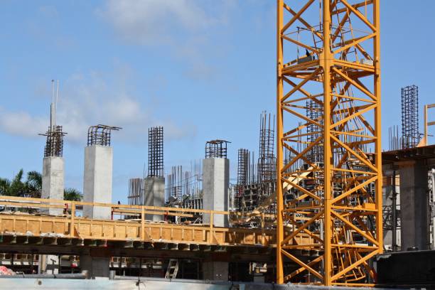 istock colums and reinforcing steel 924117836