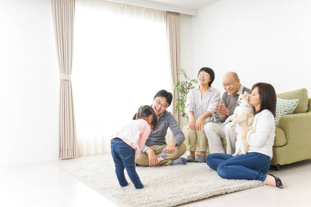 istock Family at home 924158334