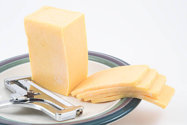 체다 치즈, 슬라이서 - cheese wheel cheese cheddar wheel 뉴스 사진 이미지