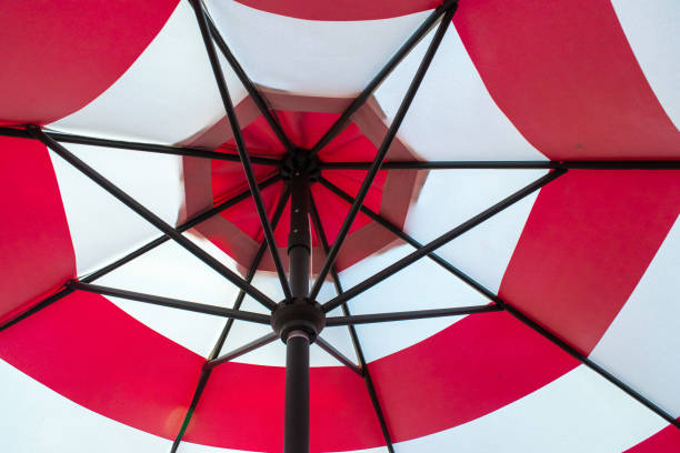 istock Red and White Patio Umbrella 924212660