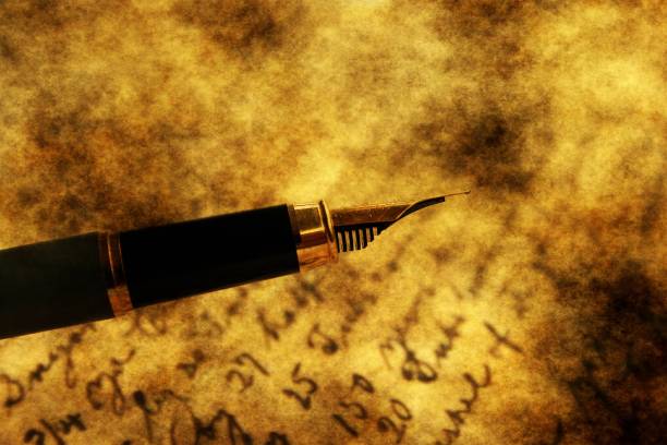 istock Old letter and fountain pen grunge concept 924237196