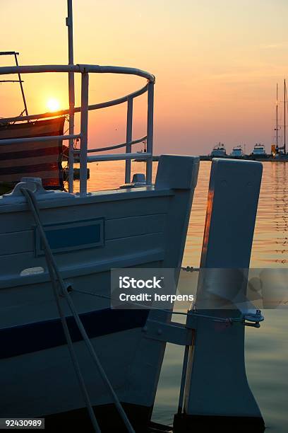 Foto de Barco Com Um Grande Leme e mais fotos de stock de Azul - Azul, Beleza, Croácia