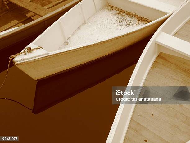 Tres Sepia Rowboats Foto de stock y más banco de imágenes de Actividades recreativas - Actividades recreativas, Actividades y técnicas de relajación, Agua