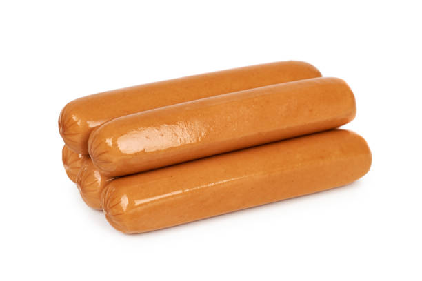 ホットドッグやバーベキューの肉ソーセージ。白い背景上に分離。ファーストフードの食事 - sausage barbecue hot dog isolated ストックフォトと画像