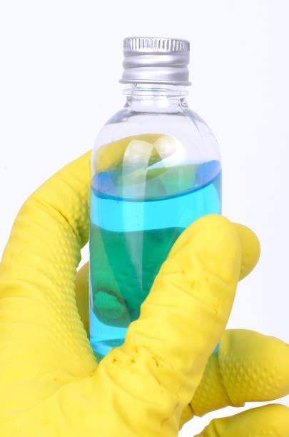 istock Testing chemicals in the lab with safety gloves on 924364422