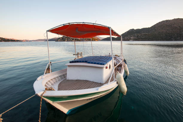 bozburun an der south west halbinsel der türkei - mugla province stock-fotos und bilder