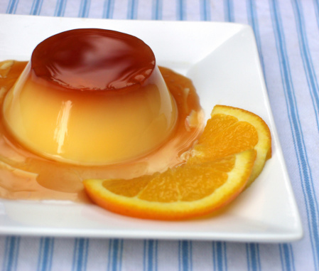 A mouth-watering shot of the wonderful flavour combination of orange and caramel.  Soft and sweet with a twist of citrus.