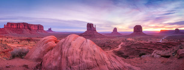 istock Panoramic landscape view of Monument valley at sunrise 924375854