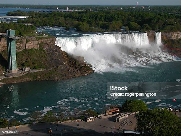 Niagara Falls - zdjęcia stockowe i więcej obrazów Ciekawość - Ciekawość, Drzewo, Fotografika
