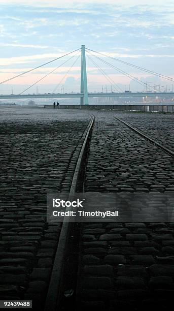 Manhã Cedo Severinsbrücke Colónia - Fotografias de stock e mais imagens de Abandonado - Abandonado, Alemanha, Ao Ar Livre