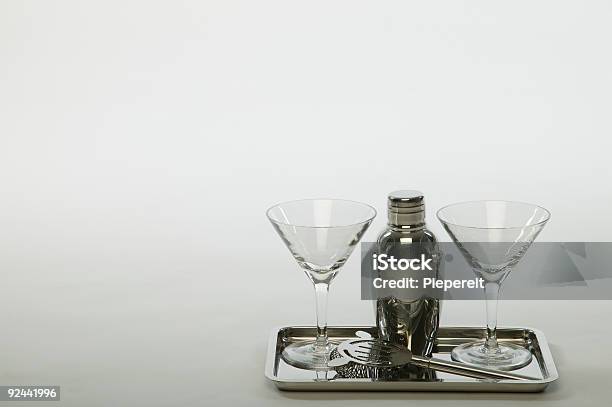 0014 Martini - Fotografias de stock e mais imagens de Abanar - Abanar, Azeitona, Bebida Alcoólica