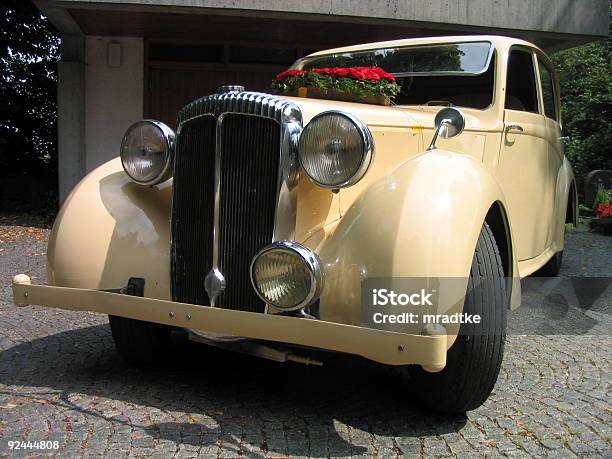 Antigua Daimler Foto de stock y más banco de imágenes de Coche - Coche, Boda, Ornamentado