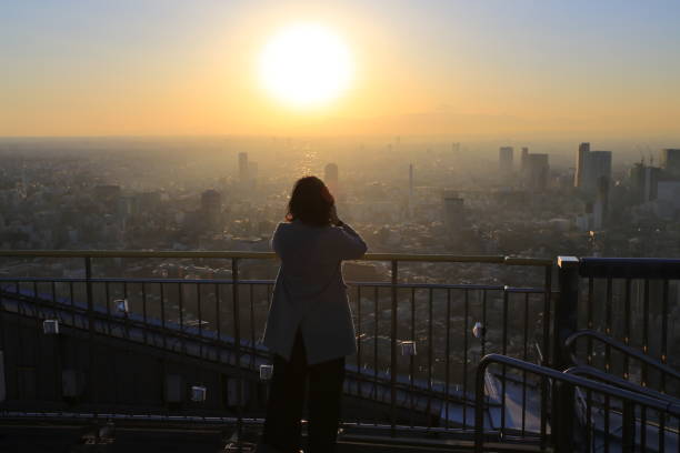 istock girl discover japan 924454236