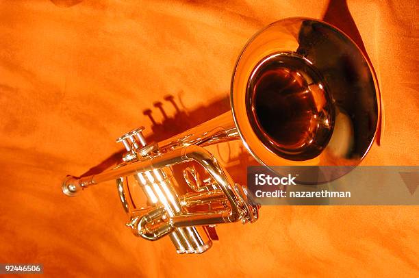 Golpe Meu Horn1 - Fotografias de stock e mais imagens de Jazz - Estilo Musical - Jazz - Estilo Musical, Obediência, Aspiração