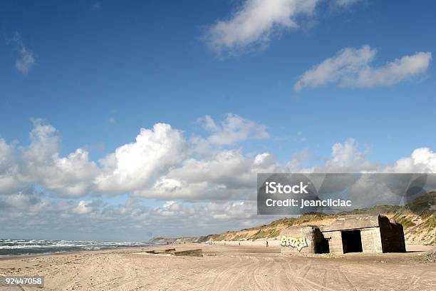Bunker03 - Fotografias de stock e mais imagens de Abrigo Anti-Bombas - Abrigo Anti-Bombas, Dinamarca, Ao Ar Livre