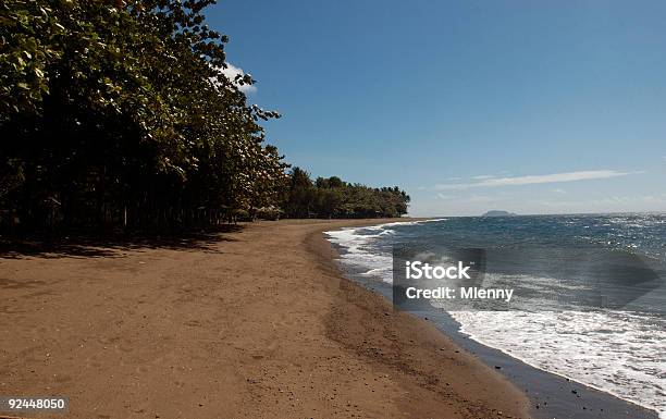 Lava Spiaggia Dumaguete Filippine - Fotografie stock e altre immagini di Acqua - Acqua, Albero, Ambientazione esterna