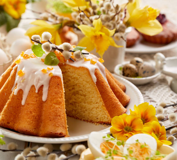 istock Easter yeast cake with icing and candied orange peel, delicious Easter dessert 924490332