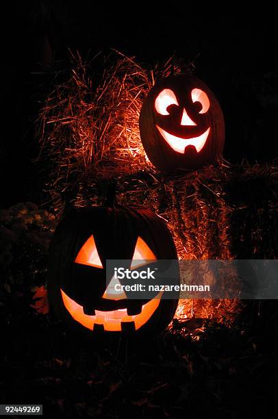 Photo libre de droit de Dessus De Citrouilles Pour Halloween banque d'images et plus d'images libres de droit de Automne - Automne, Bizarre, Bougie