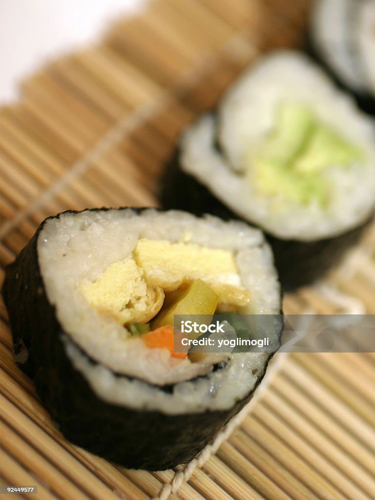 sushi vegetariano - Foto de stock de Alimentação Saudável royalty-free