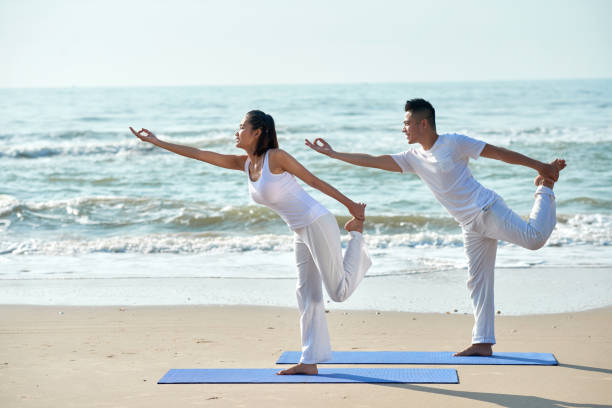 istock Yoga on the beach 924524836