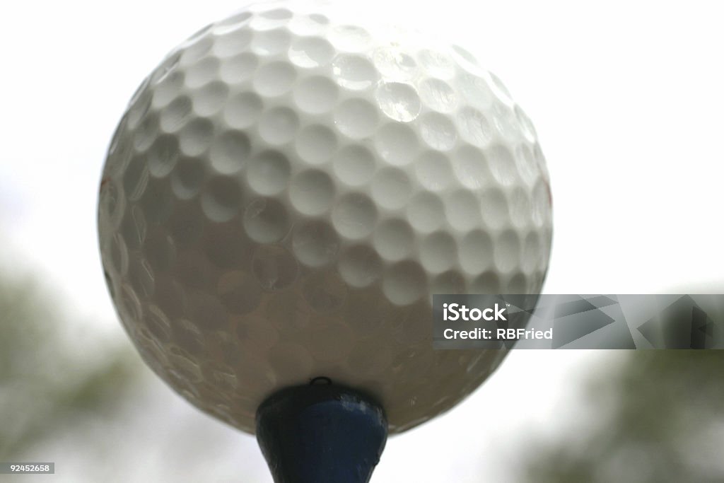 Pallina da Golf e tee - Foto stock royalty-free di Attività ricreativa